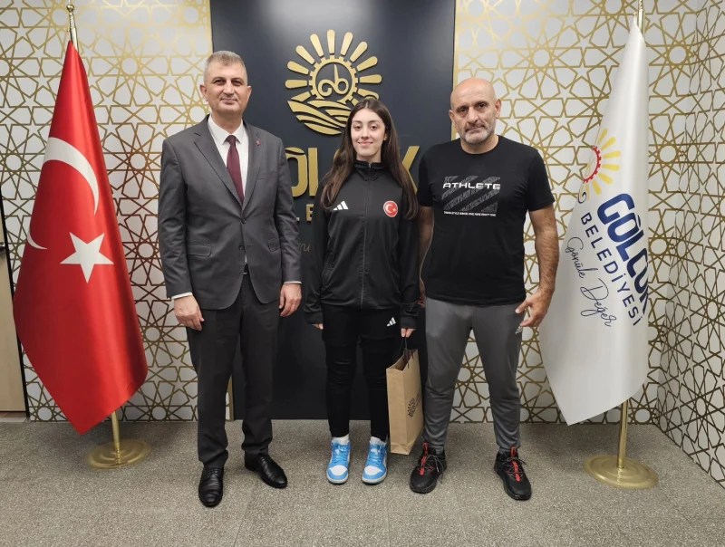 Berra Ceylan Taekwondo Milli Takımı’nda mücadele edecek