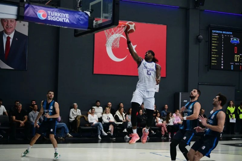 Çayırova’da basketbol heyecanı!