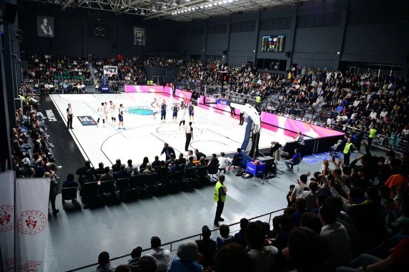 Çayırova’da Basketbolda Beşte Beş Coşkusu!