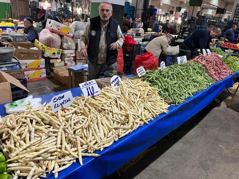 Perşembe Pazarında Sebze Meyve Fiyatları Açıklandı!