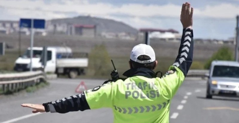 Hız Sınırını 1 Km Aşana Kocaeli’de Ceza!