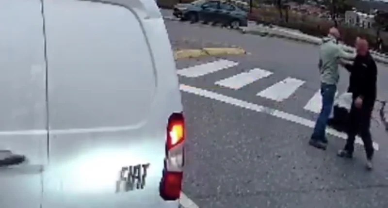 Kocaeli’de Servis Şoförüne Şiddet!