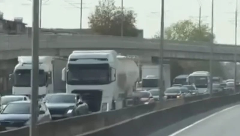 İzmit’te Ankara Yönünde Trafik Yoğunluğu!