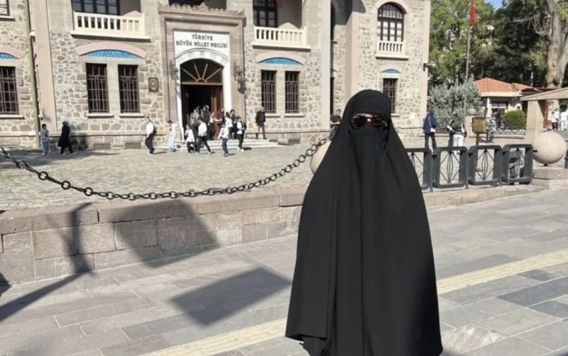 Ankara’da çarşaf giyen erkek gözaltında!