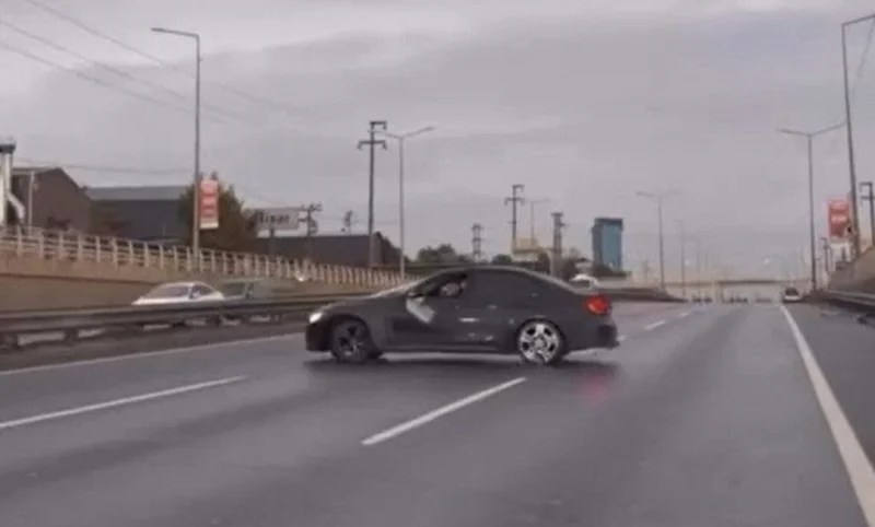 Gebze’de düğün konvoyunda drift!