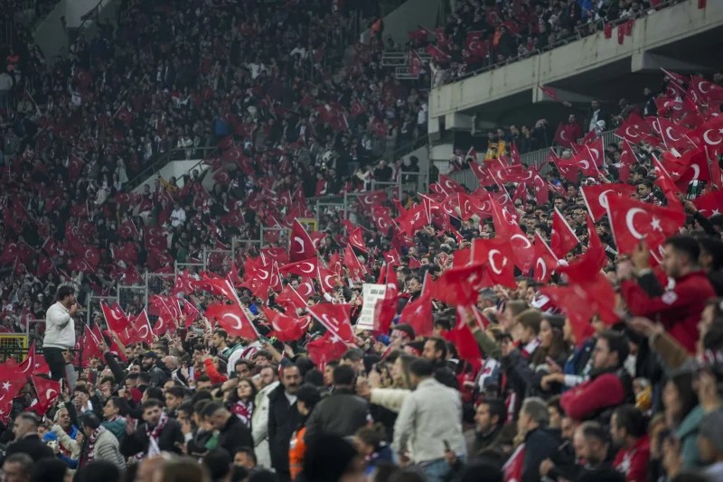 Bursa’da Millî Maçta Sponsorlara Ayrılan Biletler Tepki Çekti!