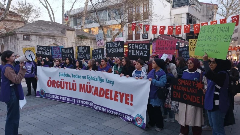 Gebze’de Metal İşçisi Kadınlar Sokağa Çıktı!