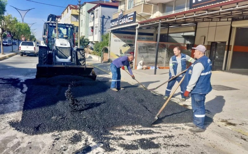 Körfez’de Yol Bakım Çalışmaları Aralıksız Devam Ediyor!