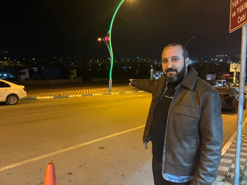 Dilovası’nda Feci Kaza: Motosiklet ve Yaya Hayatını Kaybetti!