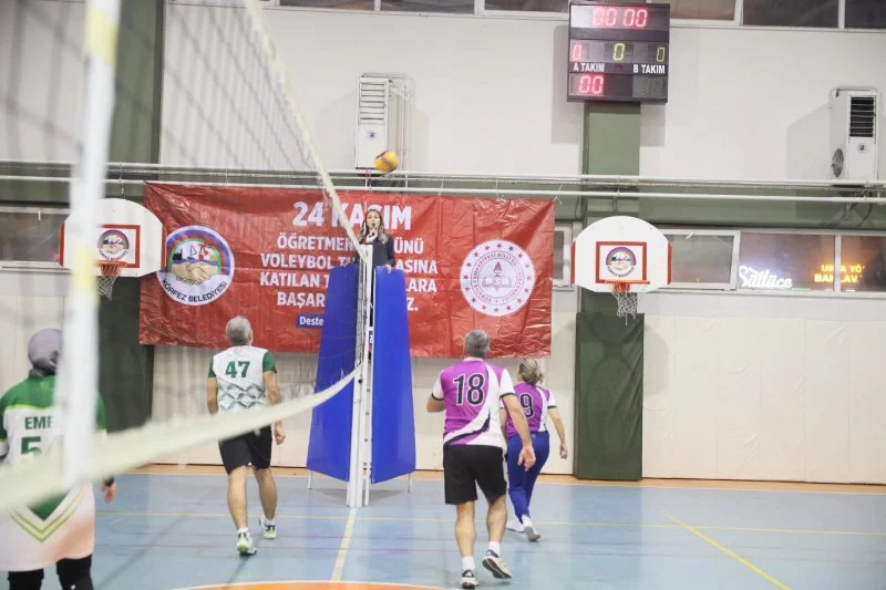 Körfez’de Öğretmenler Günü Voleybol Turnuvası’nda Fen Lisesi Şampiyon!