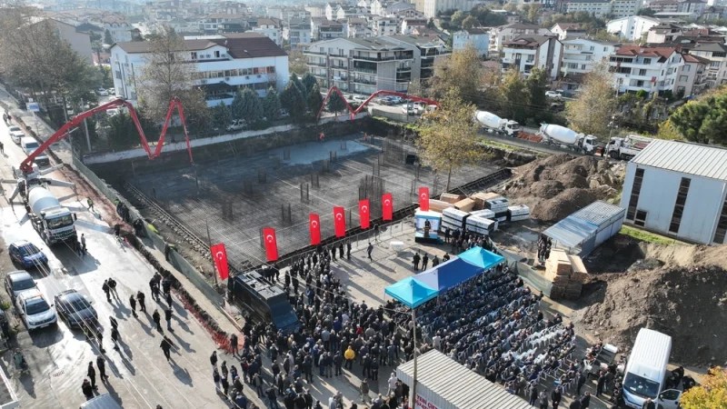 Gölcük’te Yeni Çiftlik Ulu Camii’nin Temeli Atıldı!
