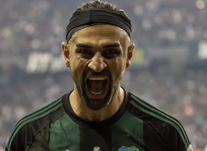 Kocaelisporlu Serdar Dursun’dan Taraftara Mesaj!