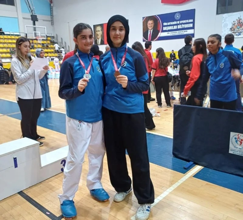 Kartepe Belediyespor Karate Gelişim Ligi’nde Parladı!