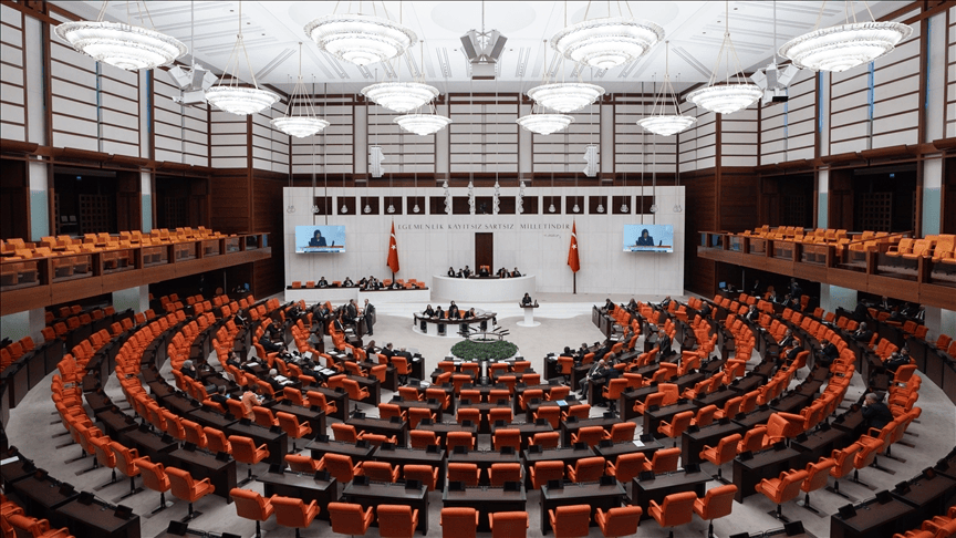 Milletvekili maaşlarına zam yapıldı