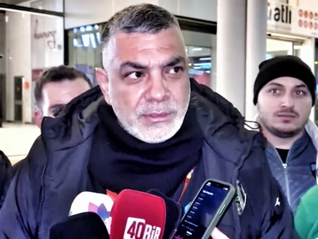 Tribünde bıçaklı saldırı girişimi endişe yarattı!