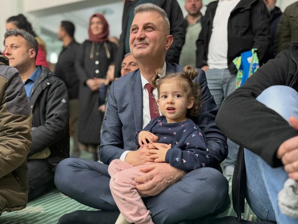Gölcük’te çocuklar camilerde Ramazan coşkusu yaşıyor