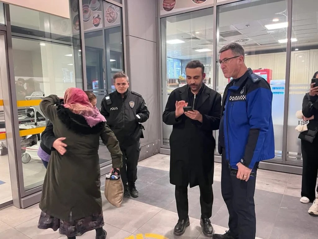 Hastanede mağdur kalan yaşlıya huzurevi desteği
