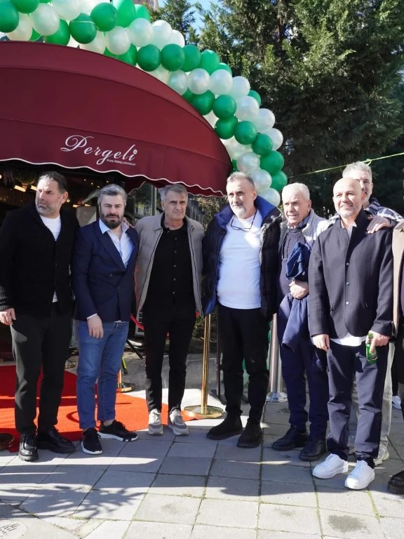 İbrahim Üzülmez’in restoranı Bostancı’da açıldı
