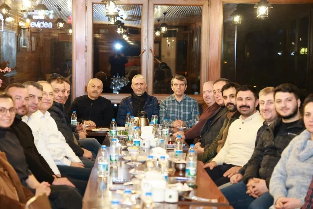 Gebze’de Başkan Büyükgöz ve AK Parti’den sahur buluşması