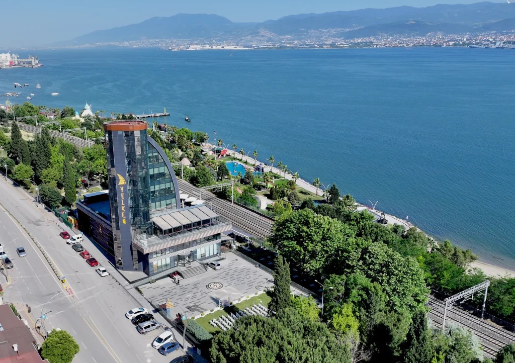 Derince’de Yelken Kafe’den Ramazan’a özel iftar menüsü