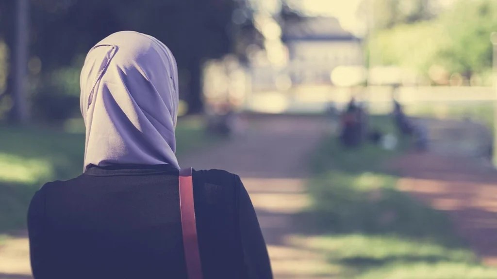Derince’de başörtüsü iddiası: Öğrenci derse alınmadı