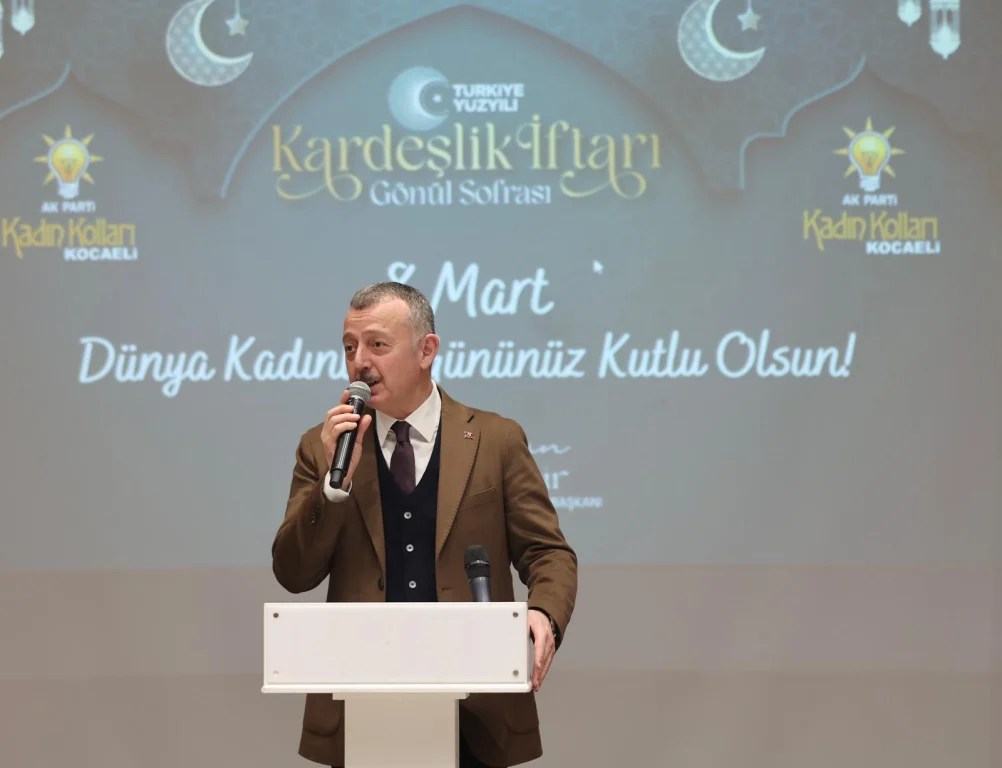 AK Partili kadınlar iftar sofrasında buluştu