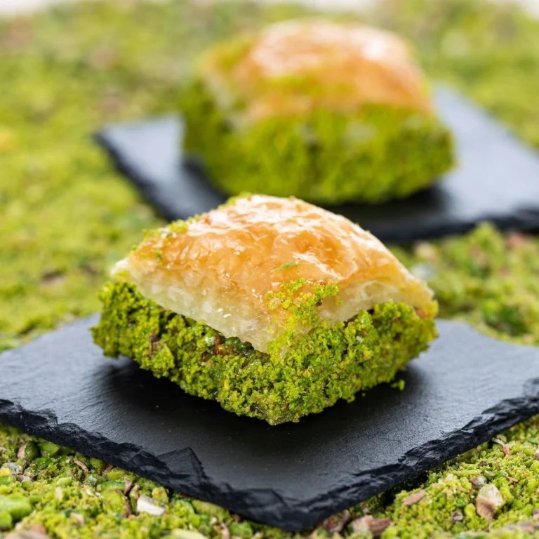 Fıstıklı baklava fiyatlarına rekor zam!