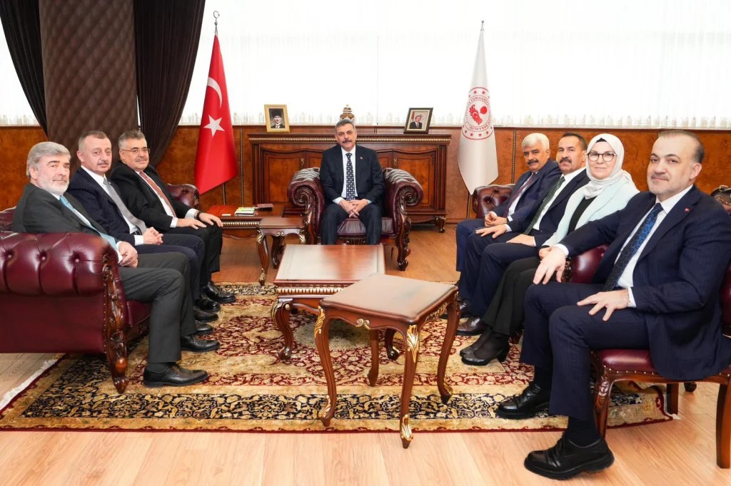 Kocaeli Heyeti’nden İçişleri Bakanı Çiftçi’ye Ziyaret