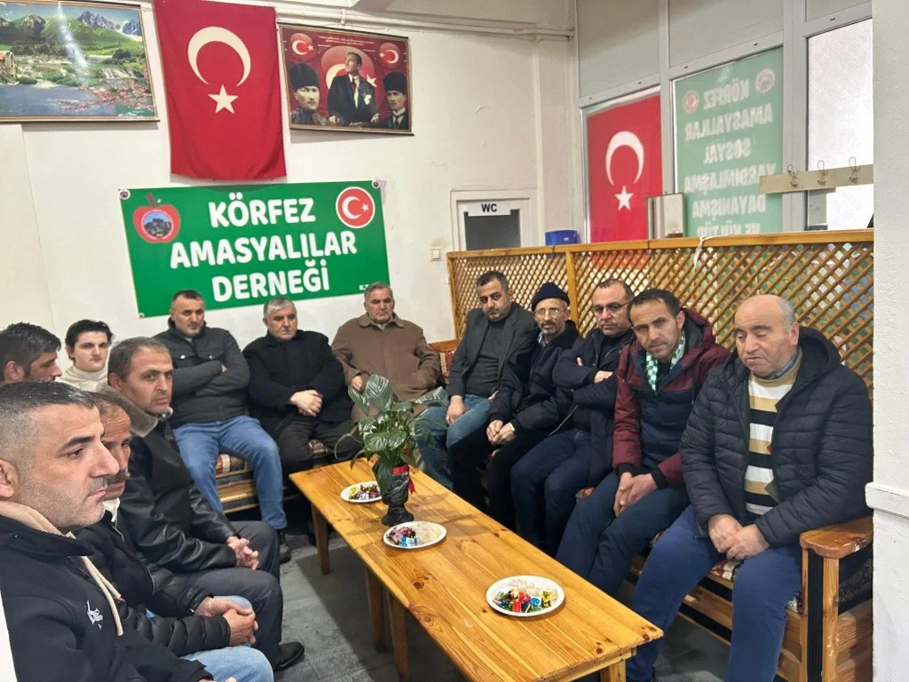 Körfez Amasyalılar Derneği’nden Bayramlaşma Coşkusu
