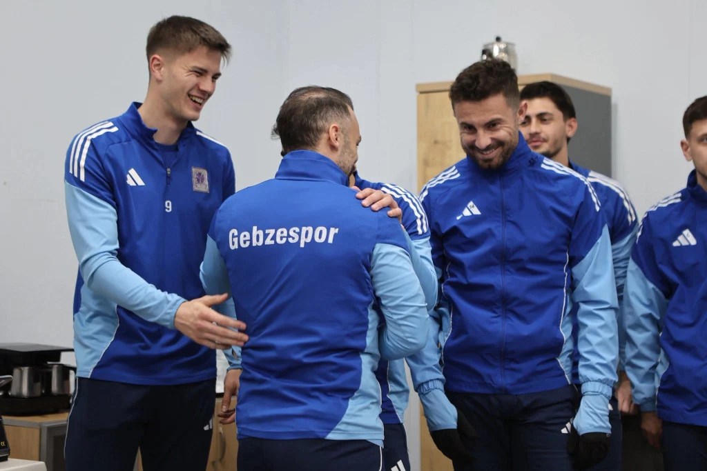 Gebzespor’da bayram coşkusu!