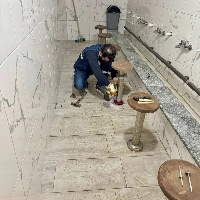 Körfez’de eğitim kurumlarına destek sürüyor