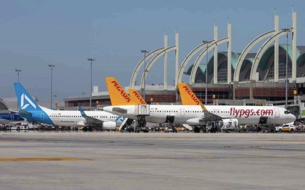 Uraloğlu’ndan Orta Doğu uçuşlarına iptal duyurusu