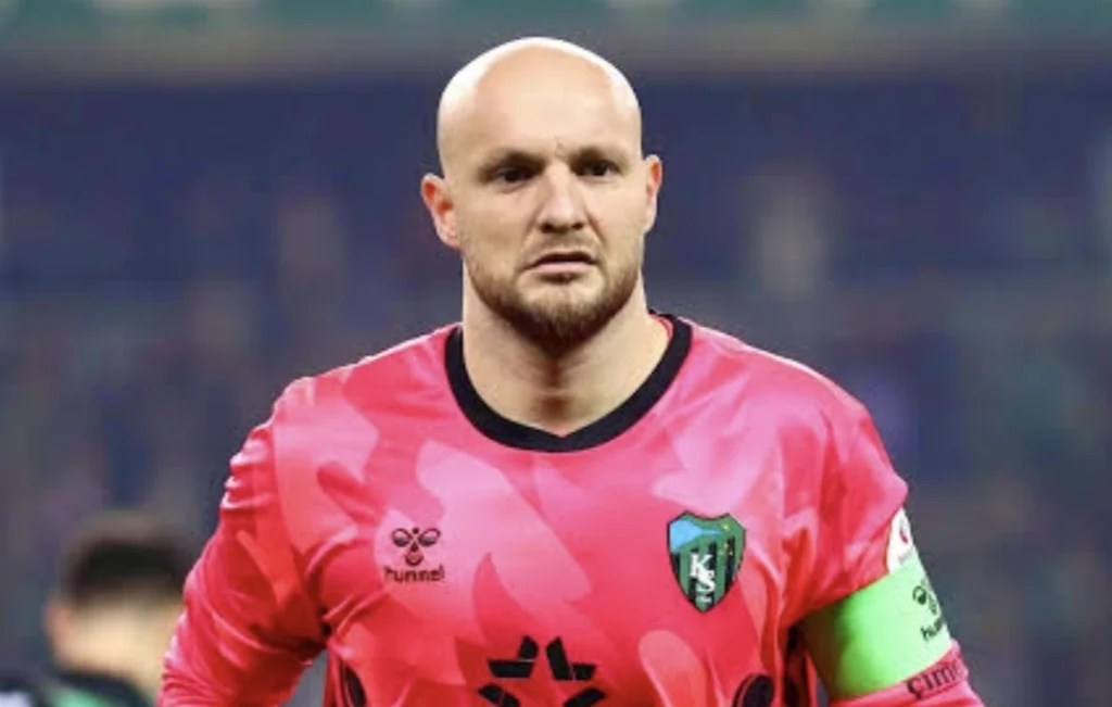 Kocaelispor’un Kalecisi Değirmenci ‘100’ler Kulübü’ne Giriyor