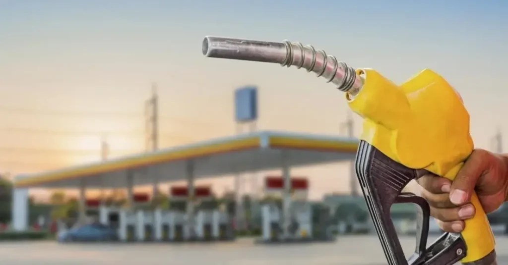 Motorine Zam Şoku: Litre Fiyatı 75 TL’yi Aştı!