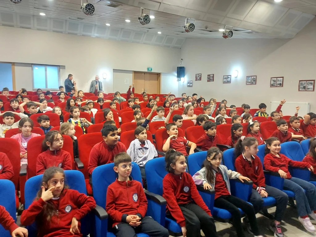 Gölcük’te miniklere sıfır atık eğitimi