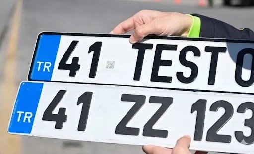 APP Plakalarda Yeni Dönem: Ücretsiz Değişim