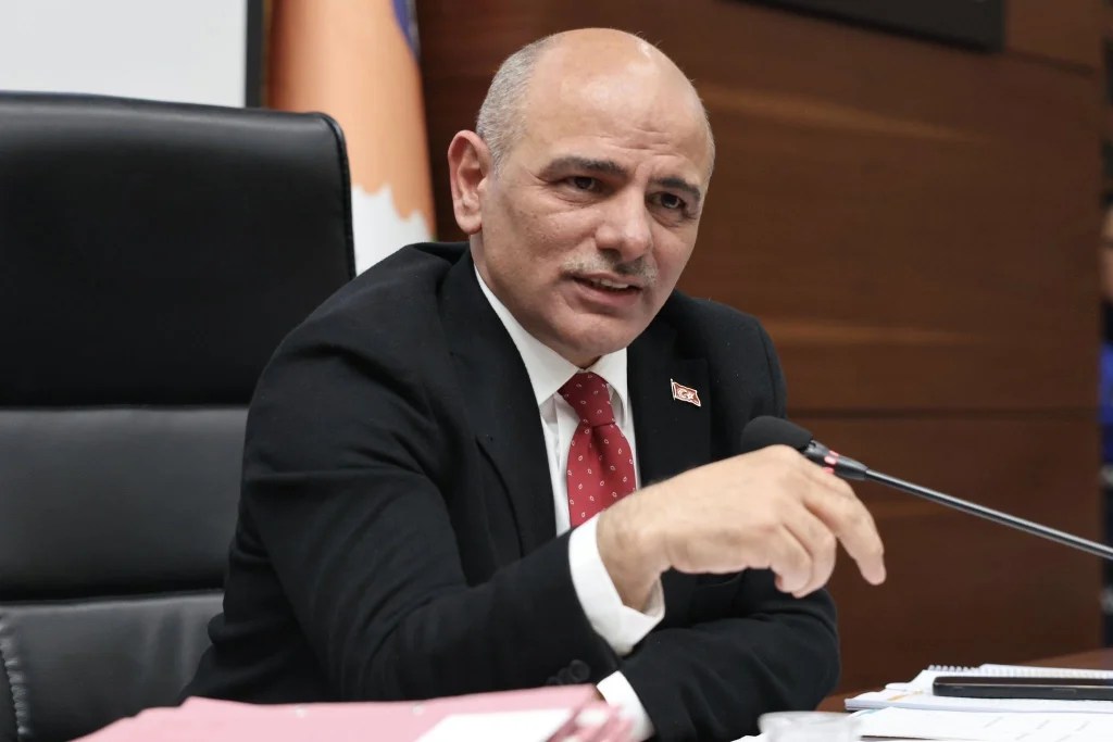 Başkan Söğüt: Yaptıkları çamur at izi kalsın siyaseti