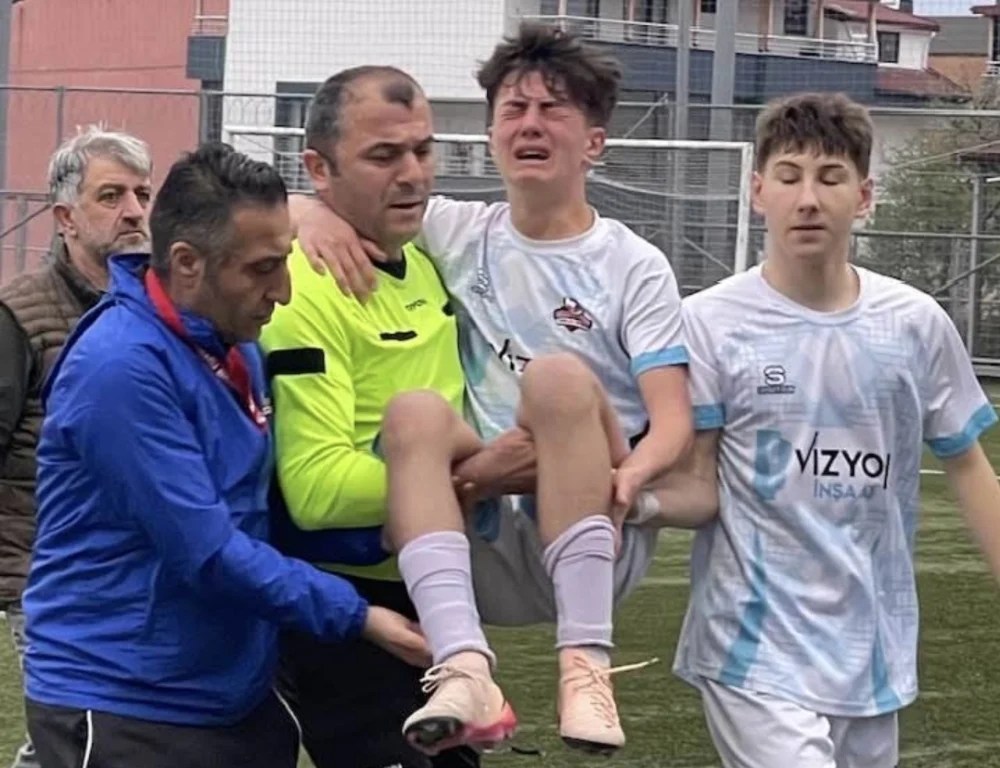 Hakem Zülfikar Akça’dan Örnek Davranış!