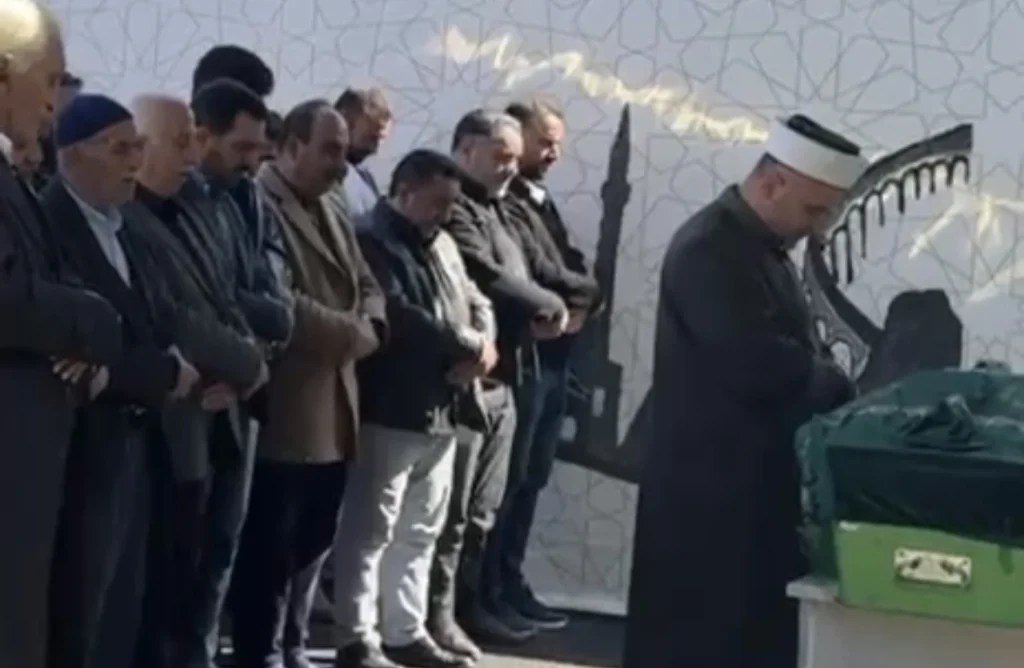 Kocaeli’deki Fabrika Kazasında Hayatını Kaybeden İşçiler Uğurlandı