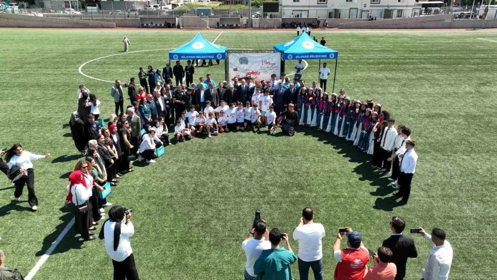 Dilovası 19 Mayıs’ı büyük coşkuyla kutladı