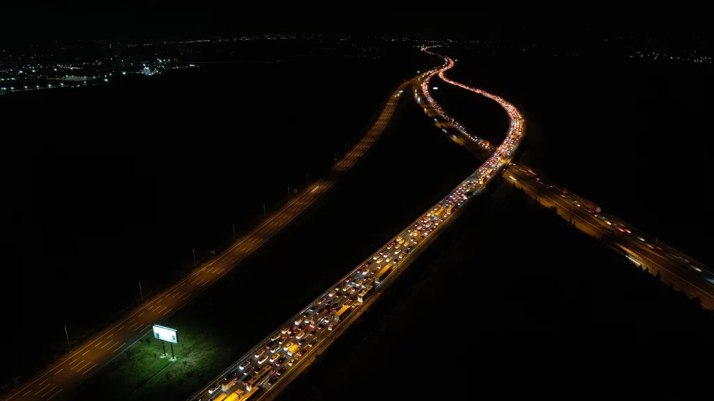 Kurban Bayramı trafiği kilitledi!