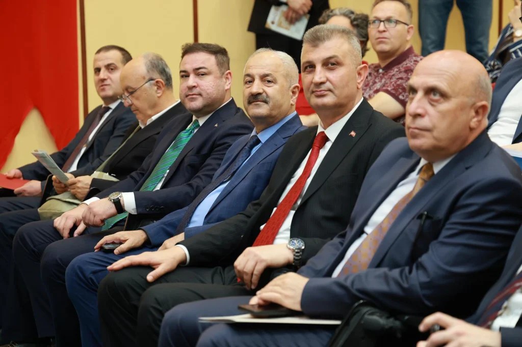 Başkan Sezer Hatay tecrübelerini paylaştı