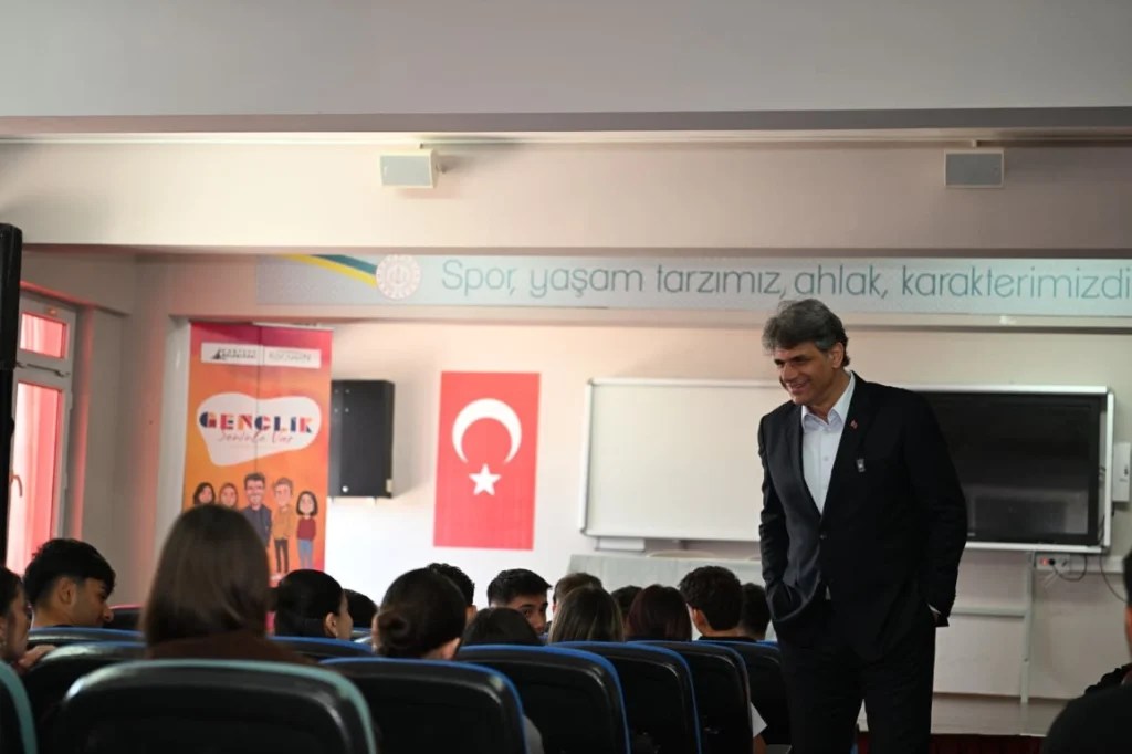 Başkan Kocaman’dan gençlere kariyer rehberliği
