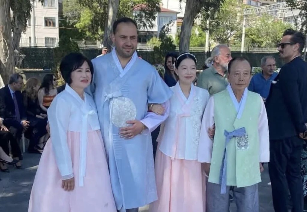 Koreli Mihyun ile Emre dünya evine girdi