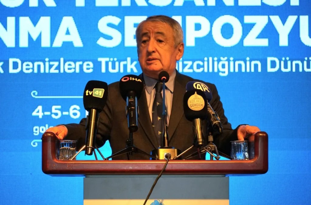 Gölcük Tersanesi ve Donanma Sempozyumu Başladı