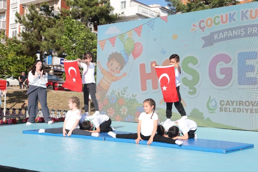 Çayırova Çocuk Kulüpleri’nde yıl sonu coşkusu