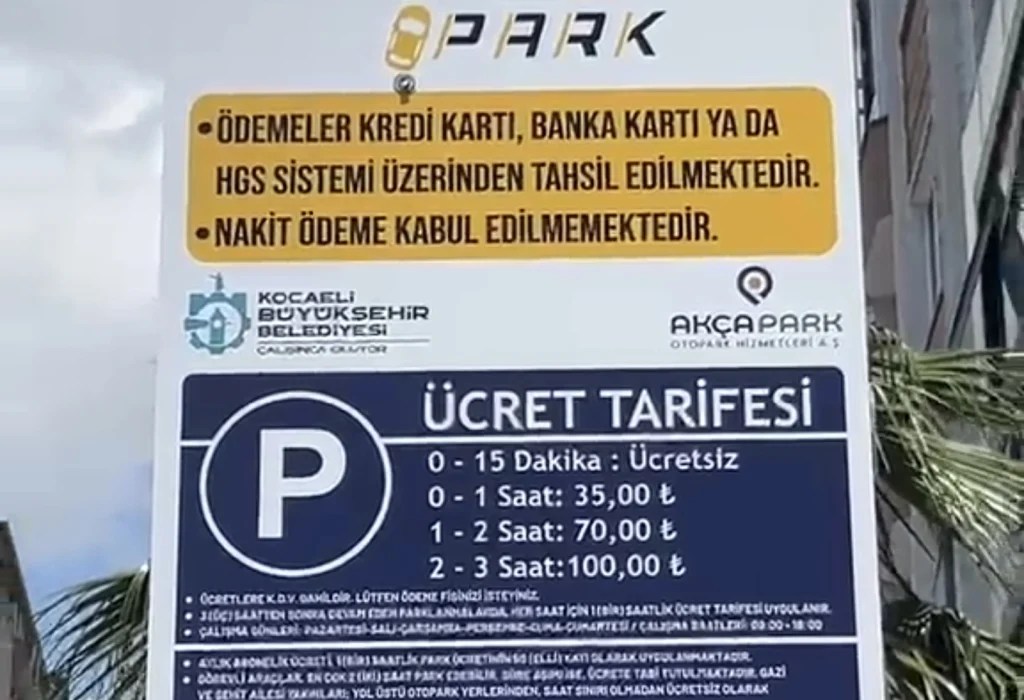 Çayırova Fatih Caddesi’nde ücretli otopark dönemi