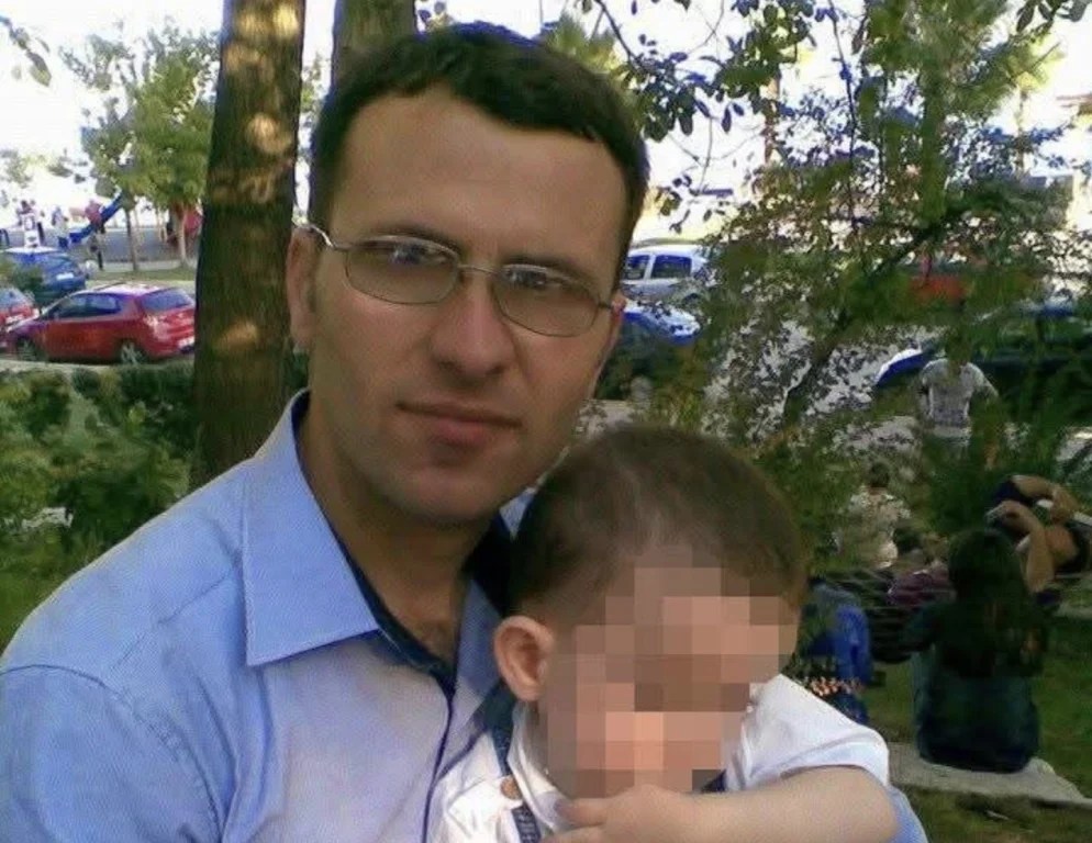 SMA’lı çocuğunun fişini çeken baba hayatını kaybetti!