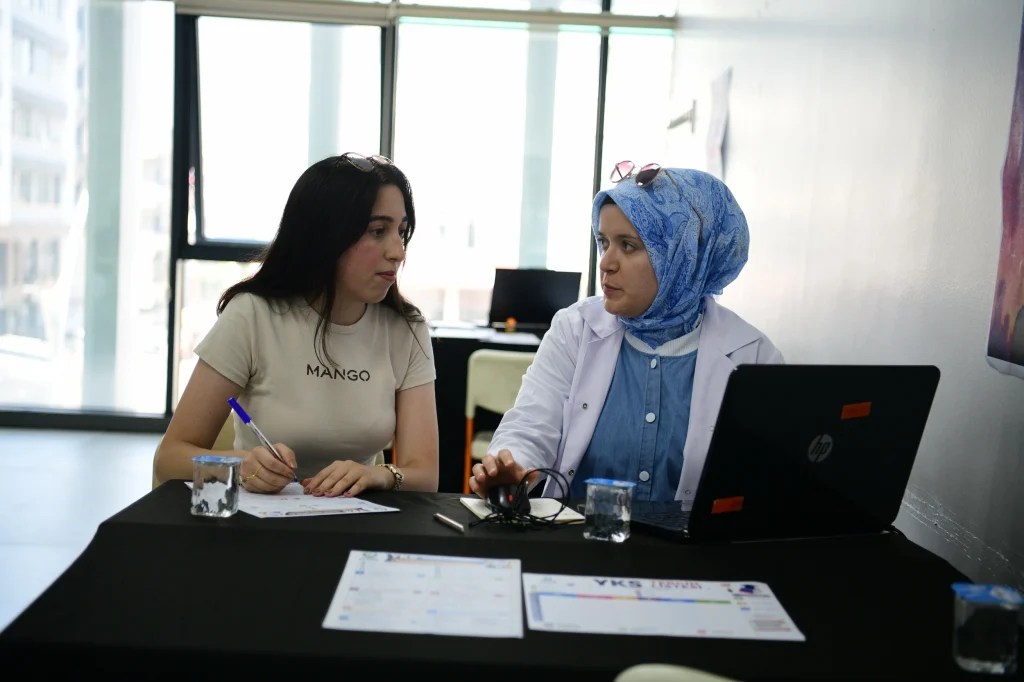 Çayırova Belediyesi’nden YKS tercih desteği