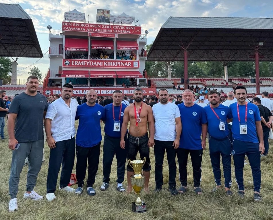 Seçkin Duman Kırkpınar’da tarih yazdı!